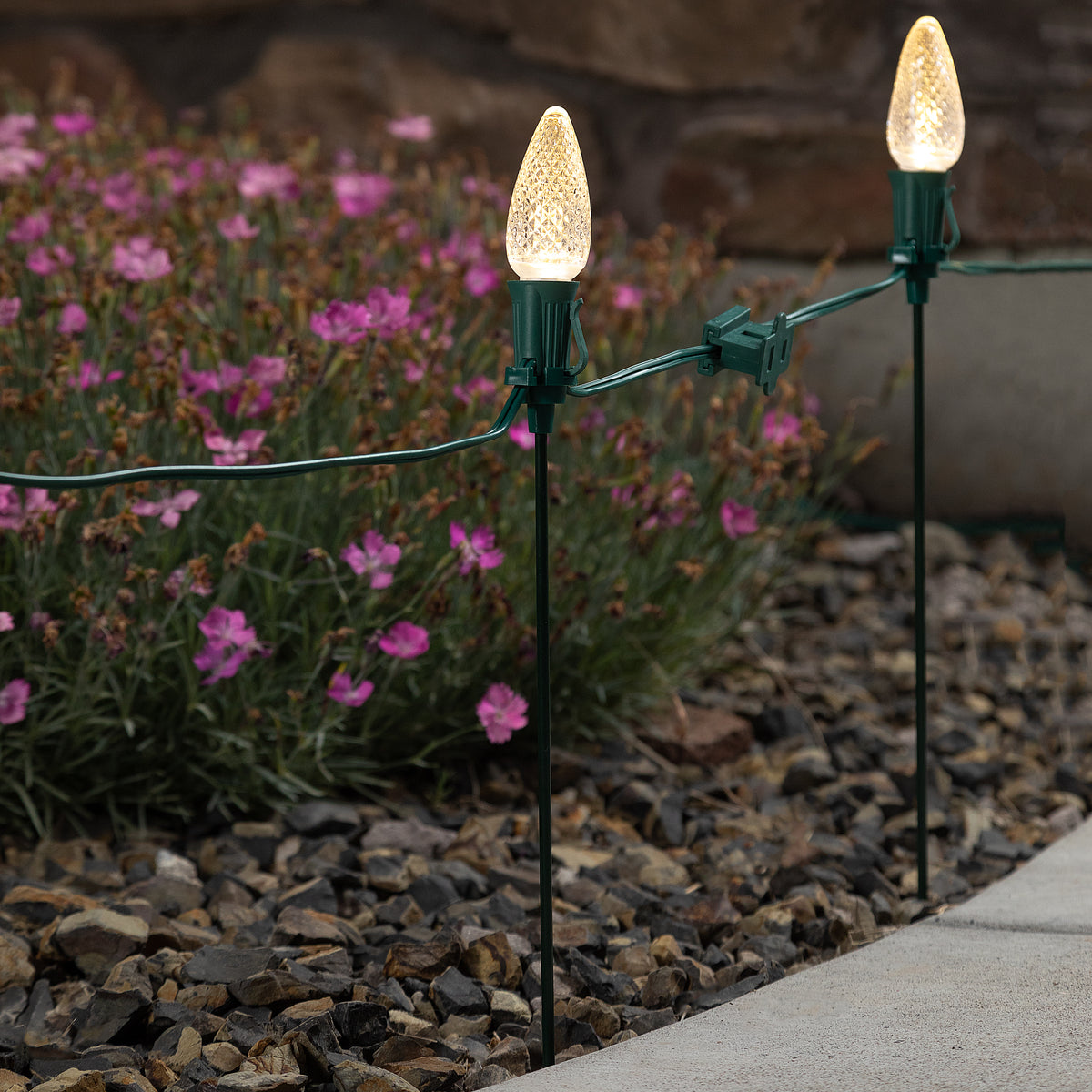 Universal 15" Christmas C9 & C7 Light Stake For Ground & Pathway Lights
