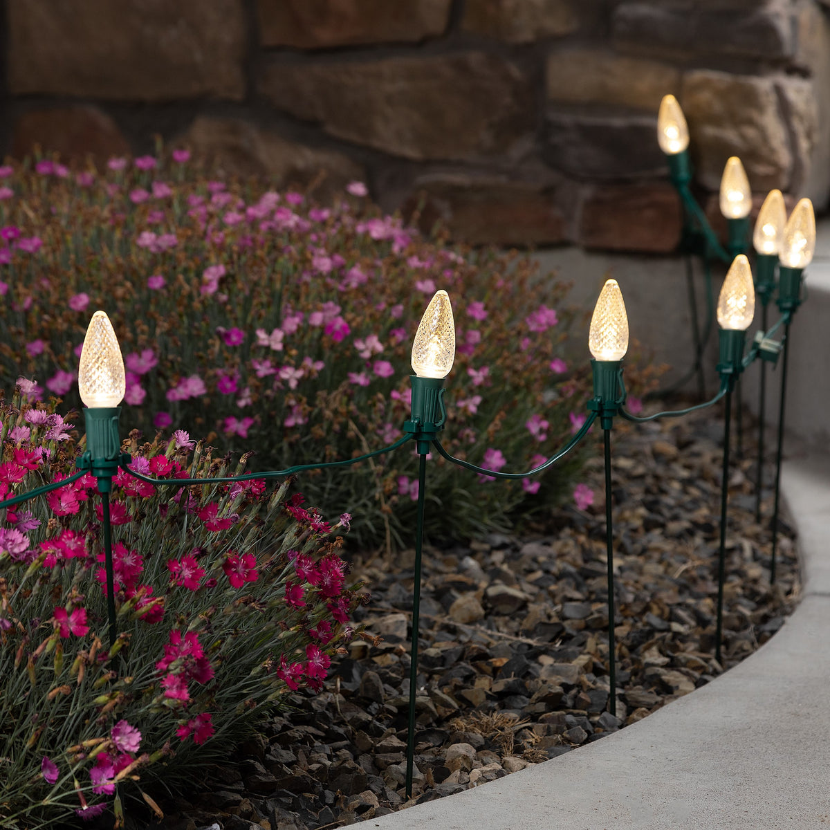 Universal 15" Christmas C9 & C7 Light Stake For Ground & Pathway Lights