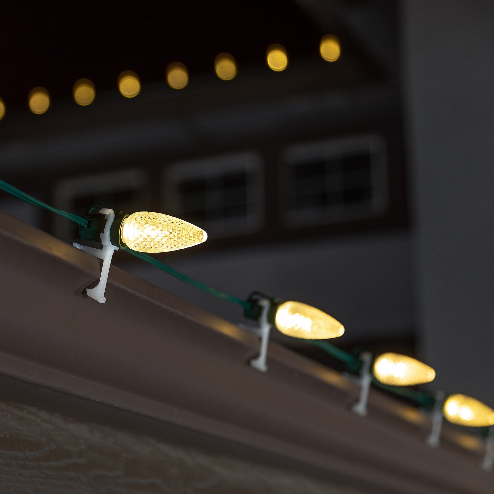 All-In-One Christmas Light Clips